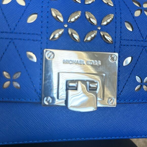 Michael Kors Tina Small Clutch Electric Blue - Picture 4 of 9